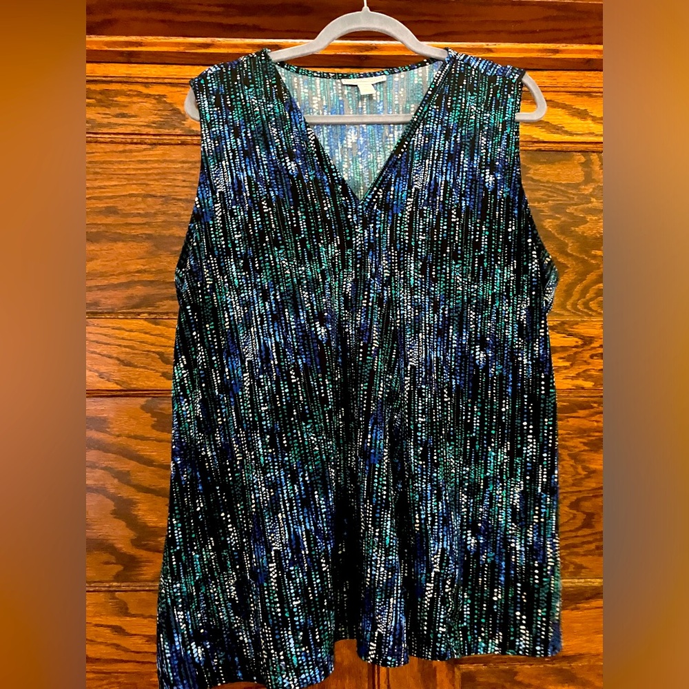 Gently used richly patterned Dana Buchman XL sleeveless V-neck top